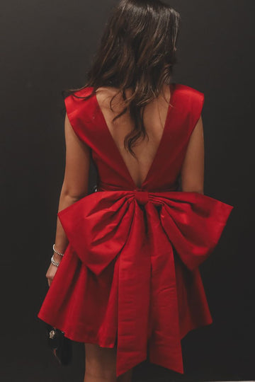 Red Deep V-neck Floral Bow Satin Short Homecoming Dresses HZ1023